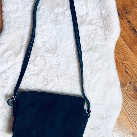 & other stories suede navy cross body bag - Picture 5 of 6